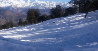 The Meteorological Department has predicted light rain and snowfall on the new year in the mountainous regions of Uttarakhand.