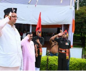 Shaurya Diwas – CM Pushkar Singh Dhami pays tribute to Kargil martyrs at martyr memorial, family members of Kargil martyrs were honored.