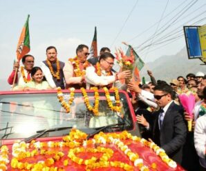In Rishikesh, CM Dhami participated in Abhinandan/Abhar rally organized by Bharatiya Janata Yuva Morcha and local people.